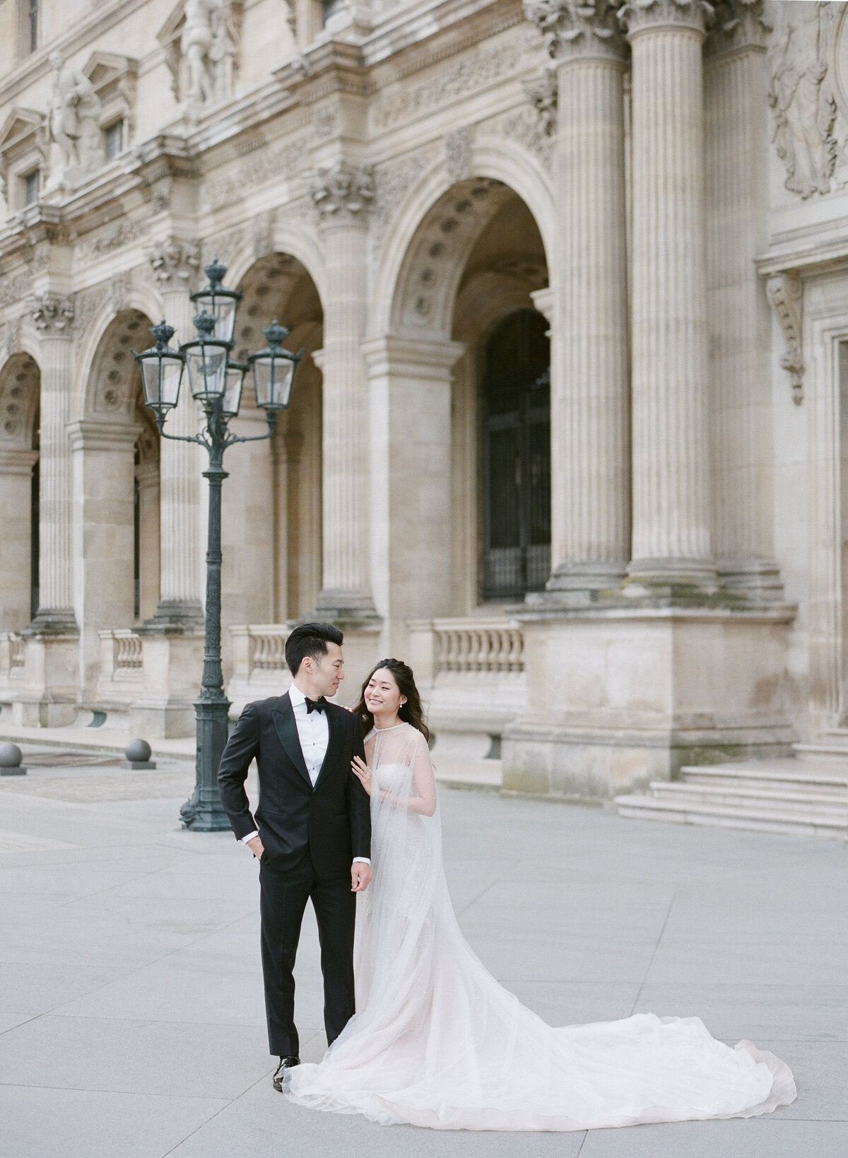 Alexandra-Vonk-destination-wedding-Hotel-de-Crillon-Paris-5
