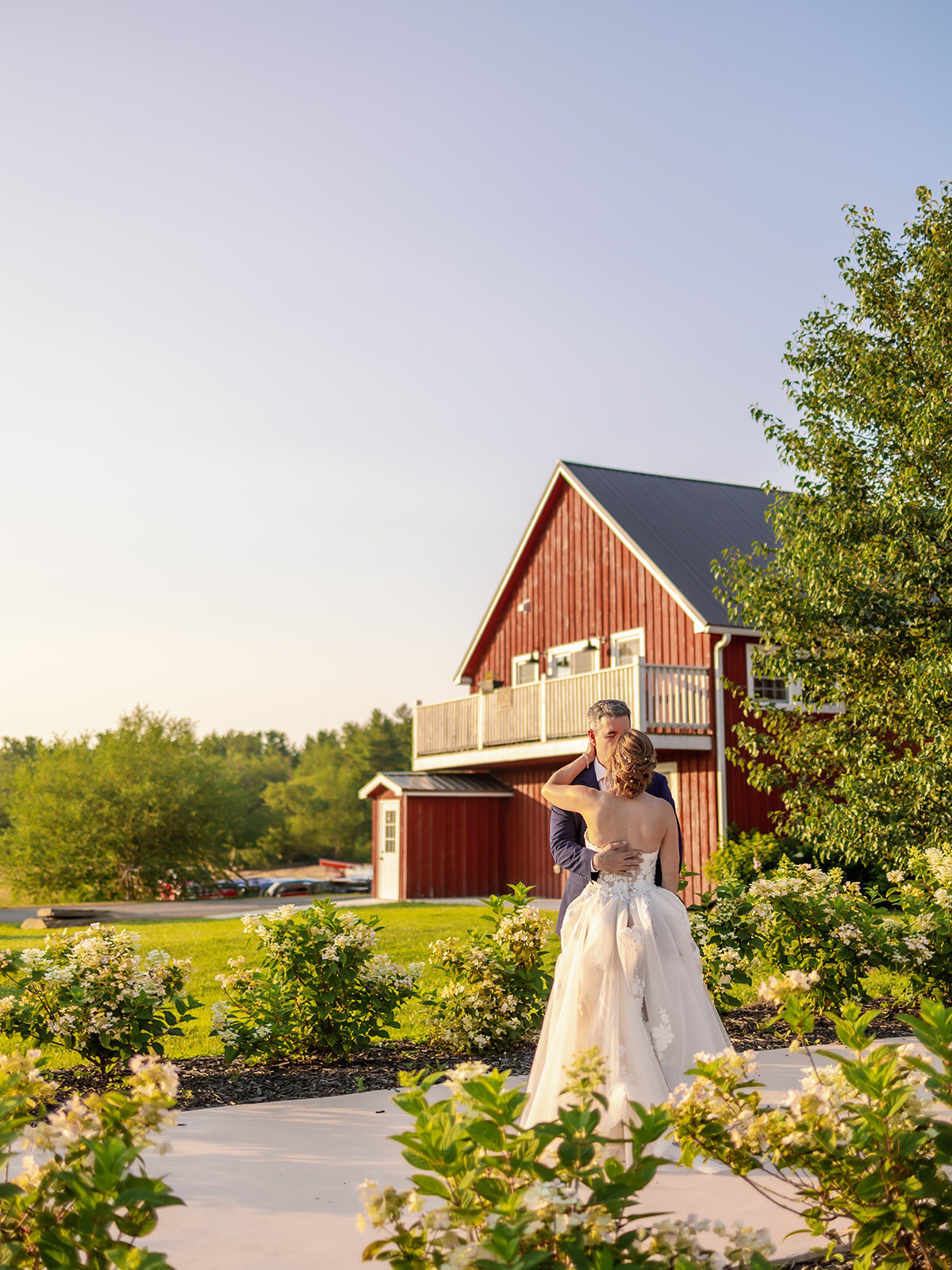 Gilbertsville Farmhouse Hydrangea Wedding Venue