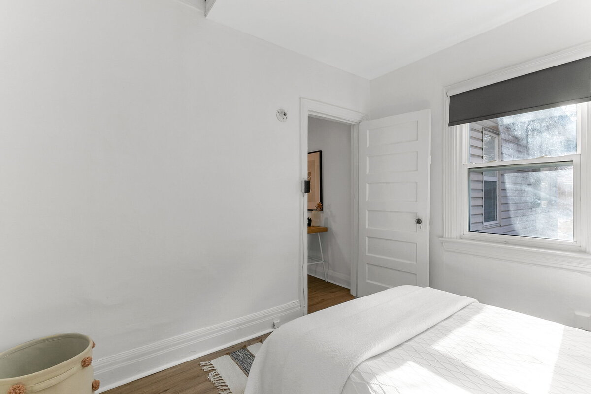 28-web-or-mls-28_002_Second Bedroom