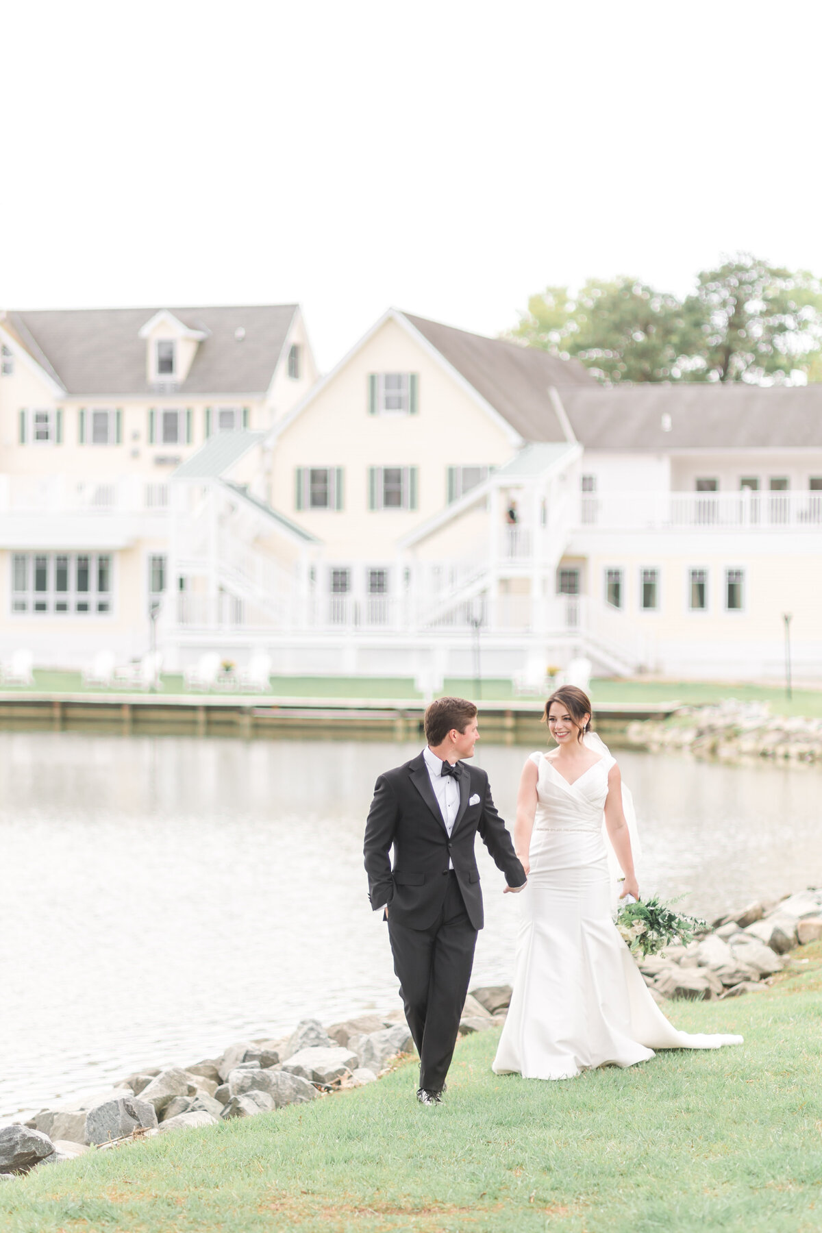 Oaks-Waterfront-Inn-Wedding-St-Michaels-MD-Wedding-Always-Avery-Photography-35
