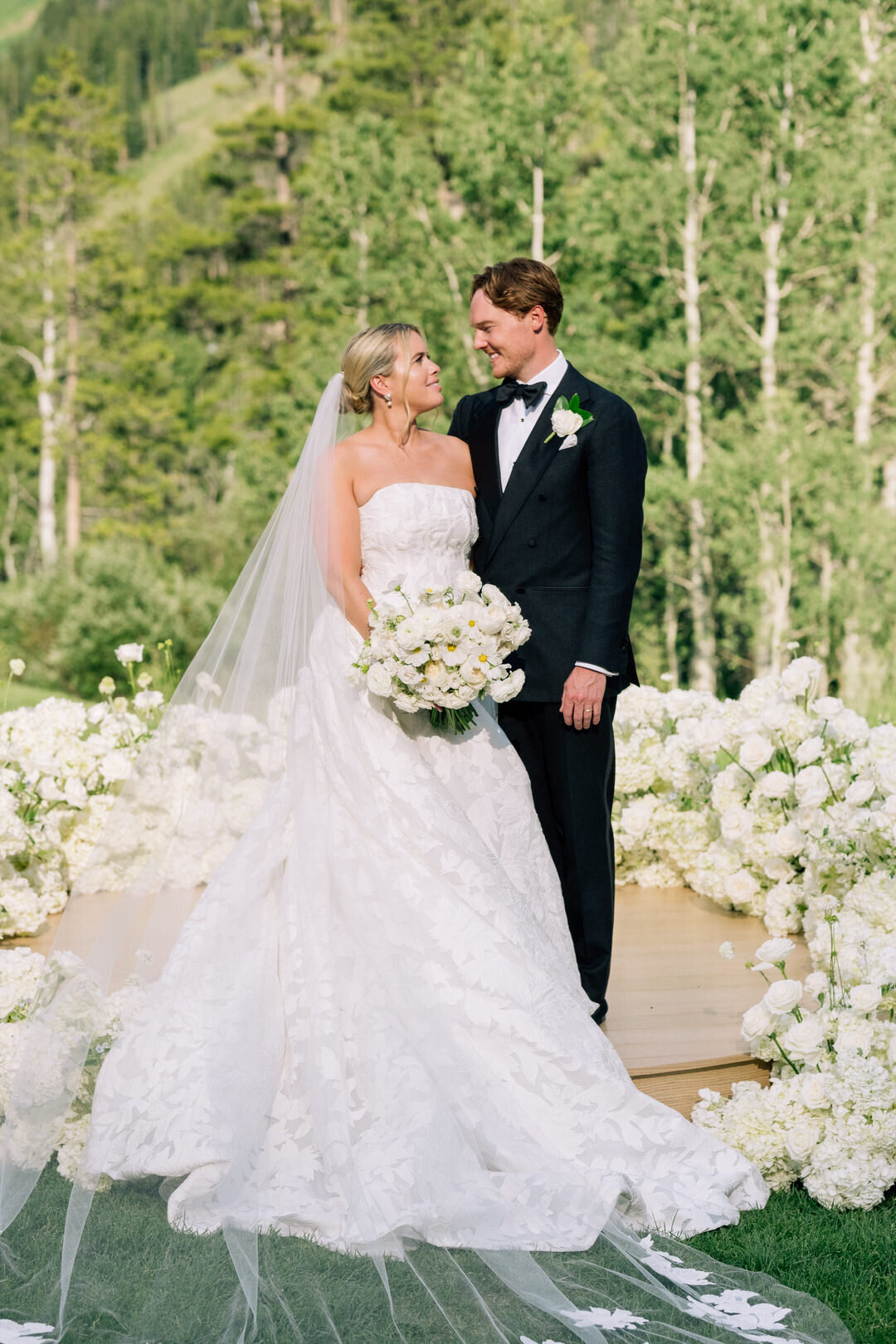 1080 HR TH0 Beaver Creek Colorado Wedding by GoBella 2
