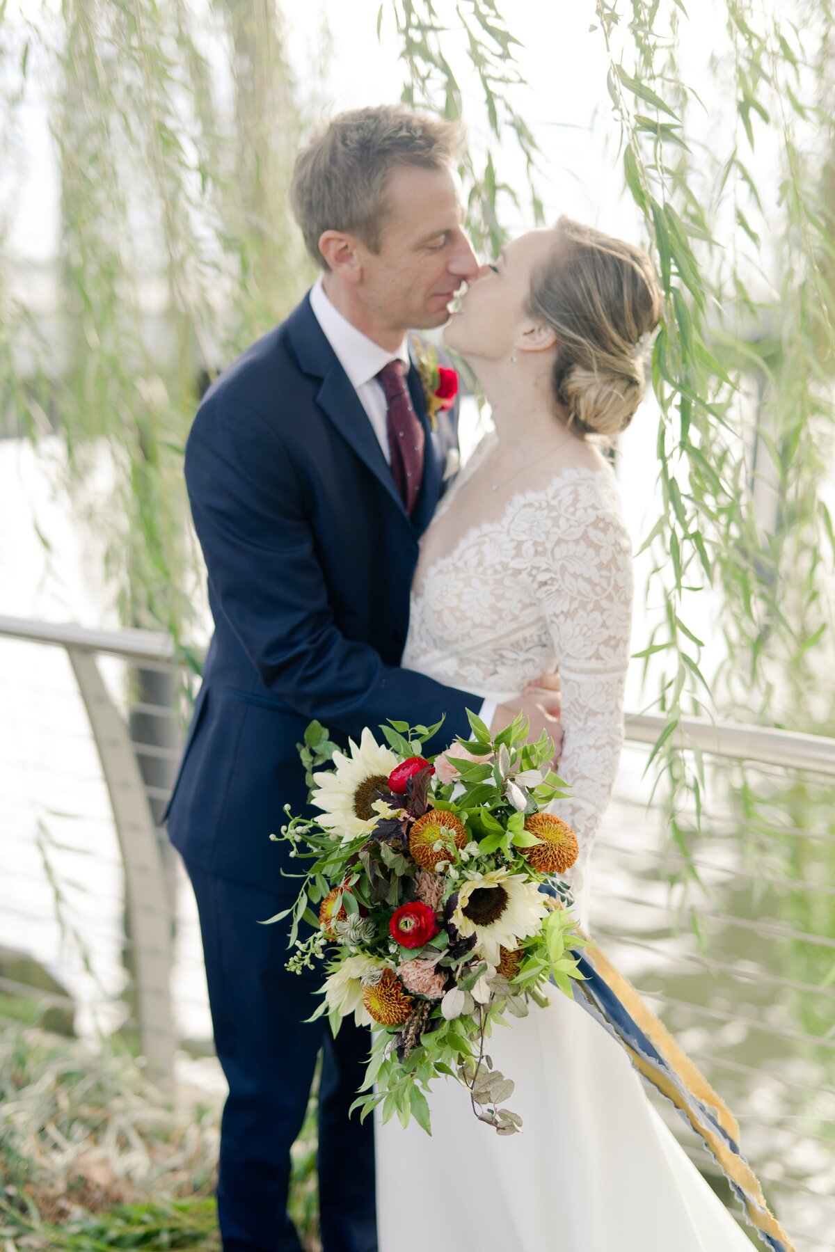 ABBY-GARDEN-WASHINGTON-DC-DISTRICT-WINERY-WEDDING-FLORIST-FINE-ART-FLORAL-DESIGN-17