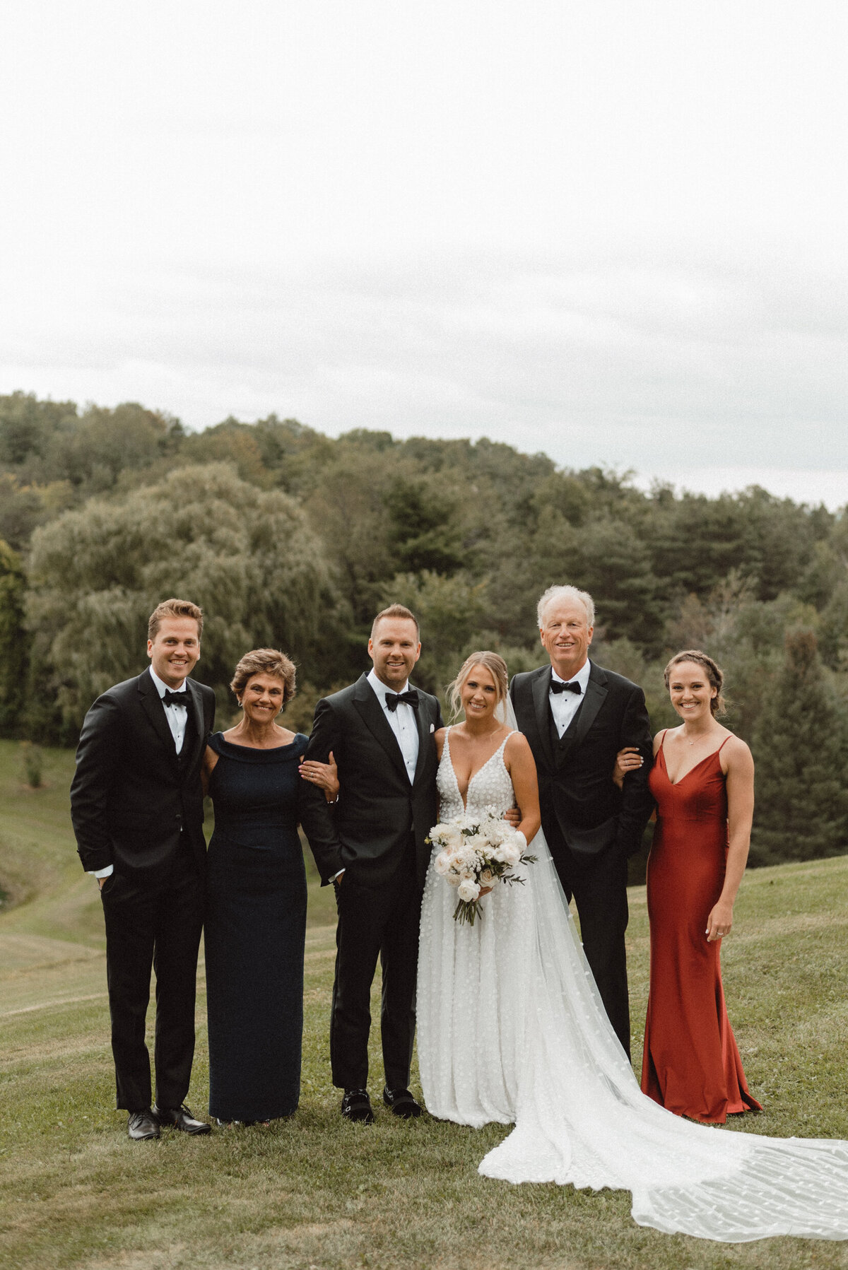 AllieJenningsPhoto-LawrenKyleWedding-SNEAKPEEKS-117