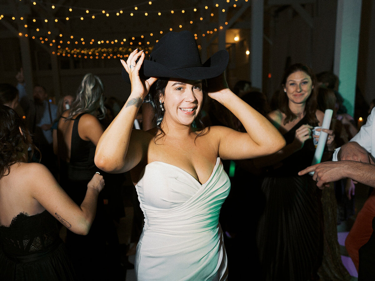 megan-ryan-wedding-reception-344_websize