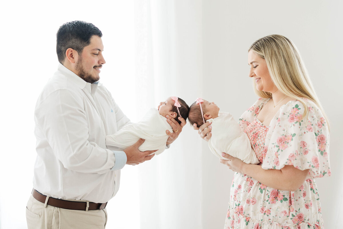 Damian-Family-SNEAKPEEK-12