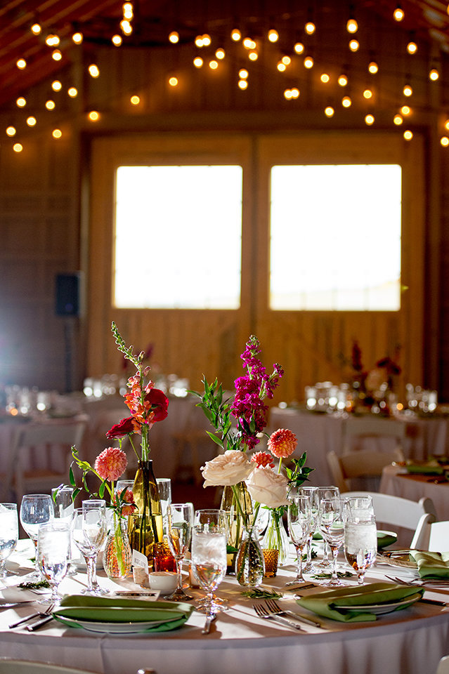 Granby-Colorado-Strawberry-Creek-Ranch-Wedding-Fire-on-the-Mountain-Wedding-Pops-of-Color-Fire-hot-colors-reception