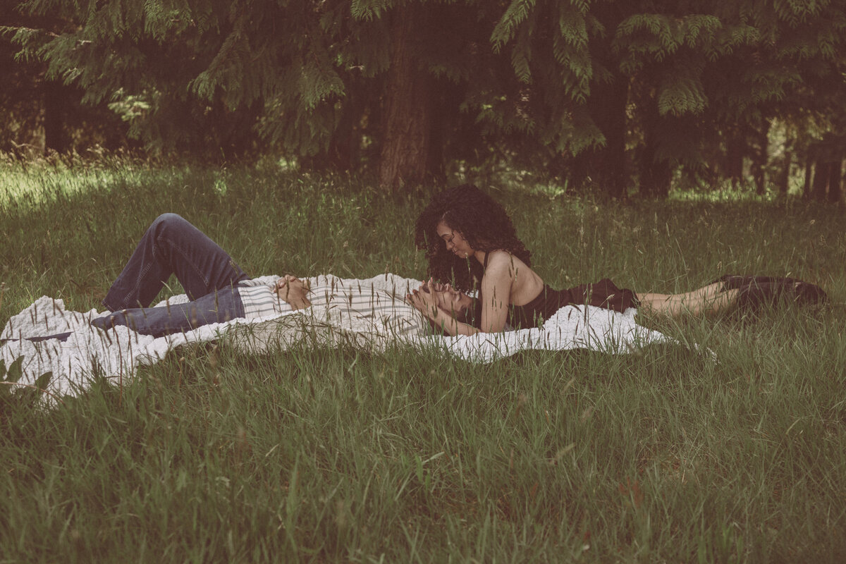 Couples - Couples Adventures - Couples Session - Seattle - PNW  - Elopement Photographer - Tiffanyrudephotographer-63
