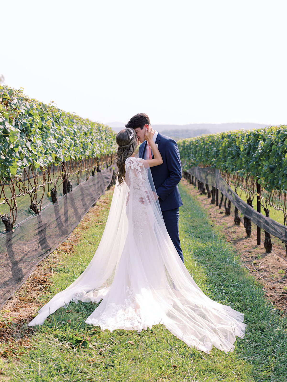 Megan-Brandon-Stone-Tower-Winery-Wedding-The-finer-points-event-planning-Kir2ben-photography00022