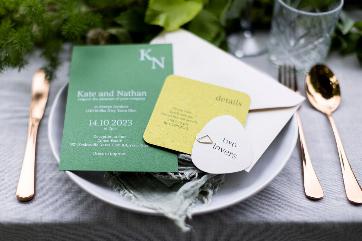 Green-earthy-natural-wedding-invitations