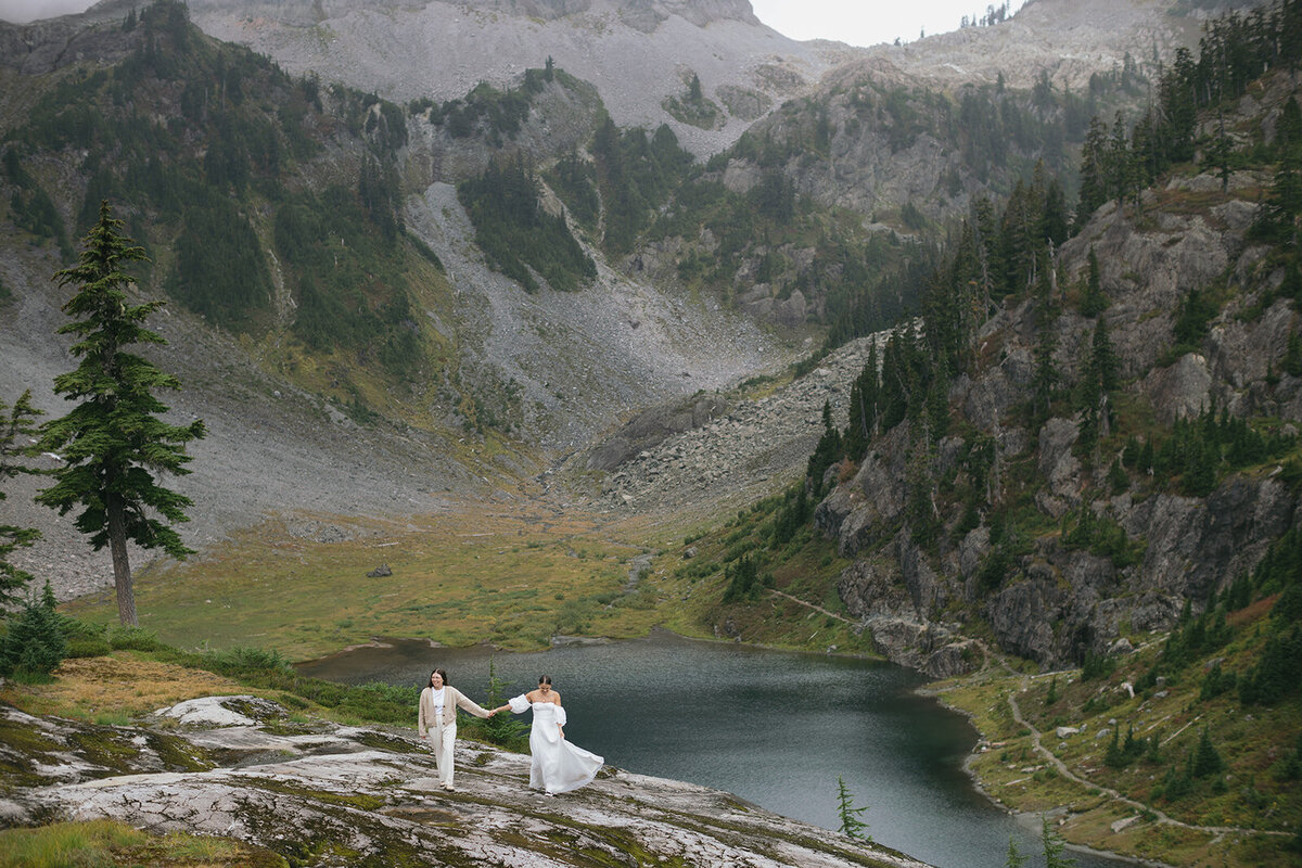 north-cascades-artist-point-elopement-photos-15