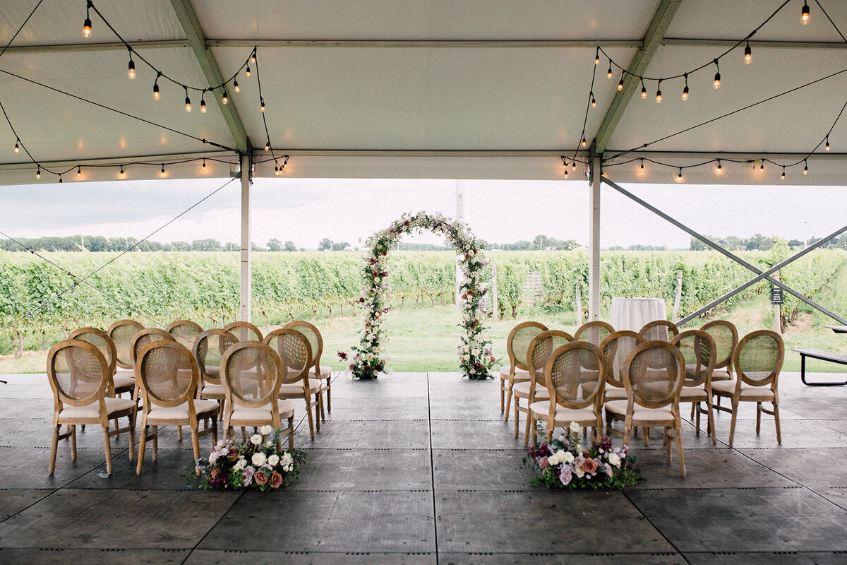kendon-design-co._hamilton-niagara-wedding-planner-designer-florist-stratus-wines-vineyard-wedding-simply-lace-photography-259