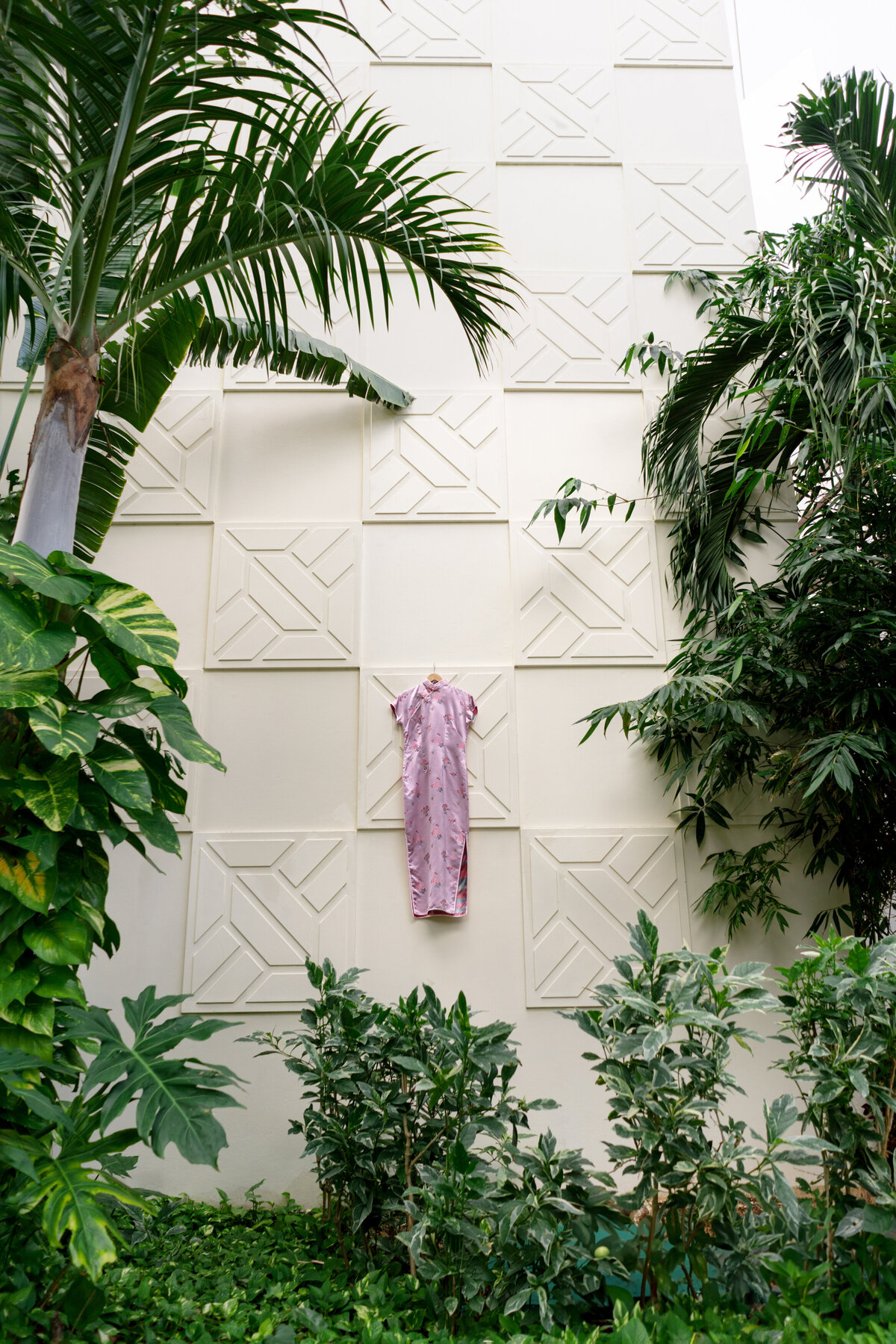 Berlez-Aspen-Avenue-Chicago-Wedding-Photographer-Grace-and-Ivory-Wedicity-Mexico-Editorial-Luxury-Tropical-Aveil-Brides-Designer-7