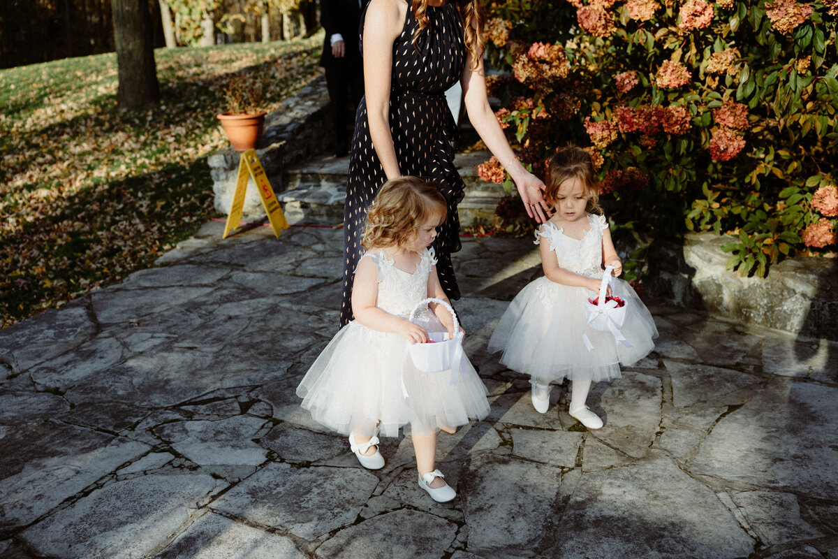 documentary-wedding-photographer-fall-wedding-at-tranquility-acres-197