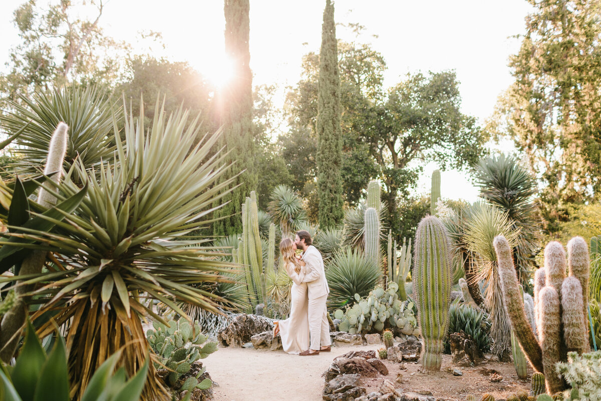Katie&Sam-Sneaks-062122-JodeeDebesPhotography-80