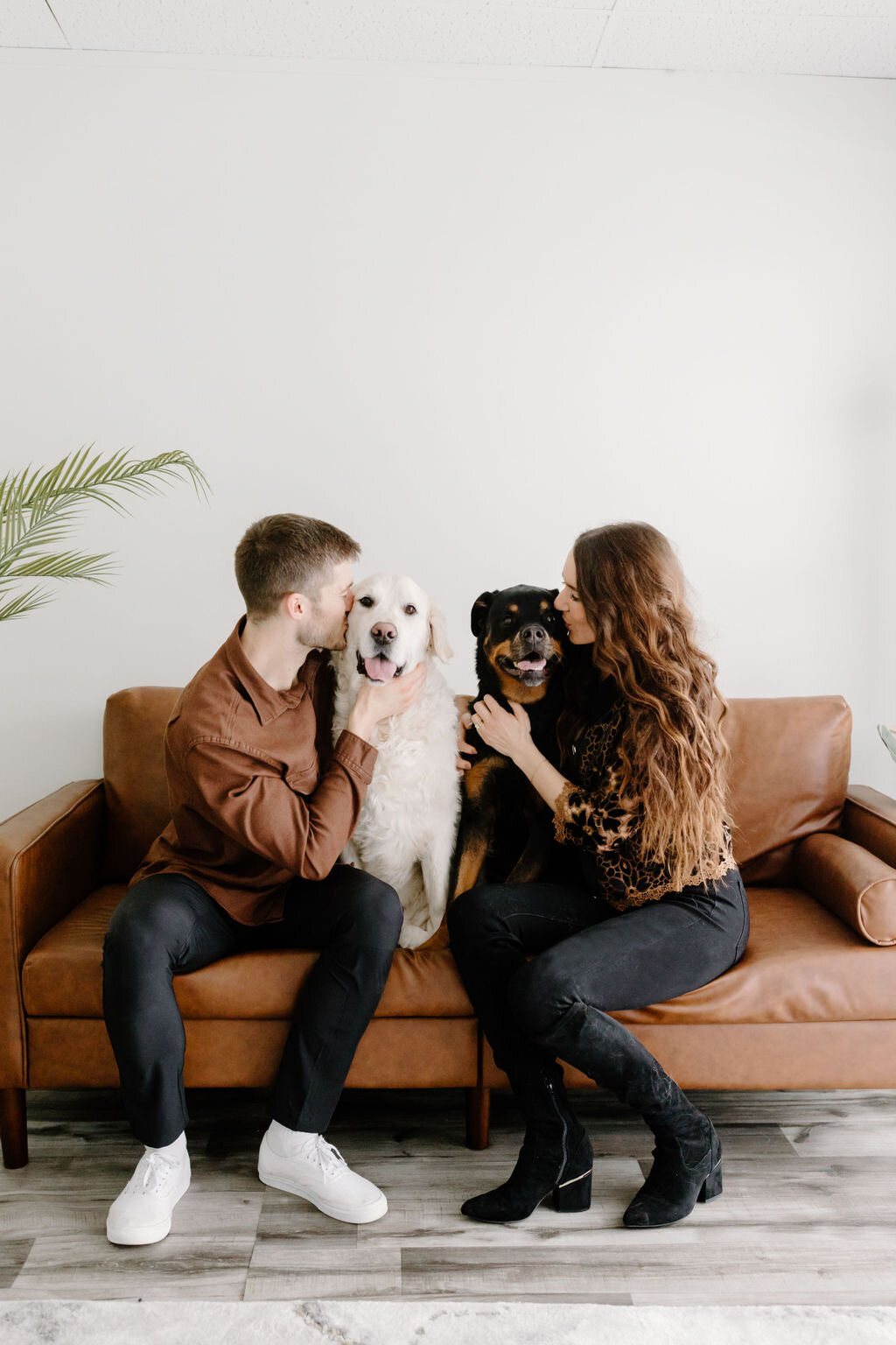 christina_ney_photography_wedding_engagement_lifestyle_photographer_dubuque_iowa_wedding_planning_assistance_adventurous_bold_laidback Family Photography16