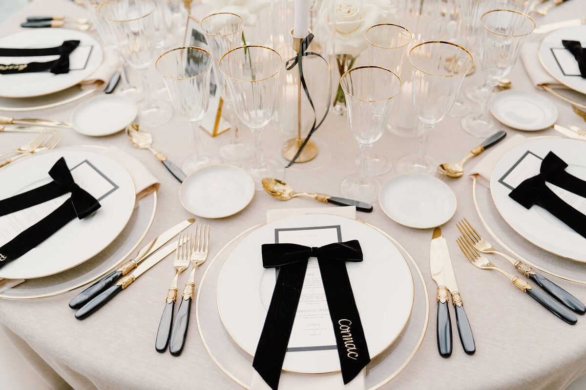 Modern-luxury-wedding-table