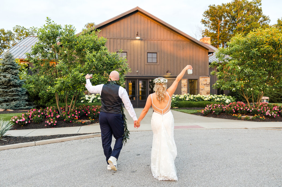 Andrew+Kapi-HawaiianThemeSummerWedding-34