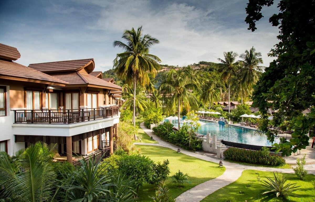 Thailand-Koh-Phangan-MaehaadBayResort