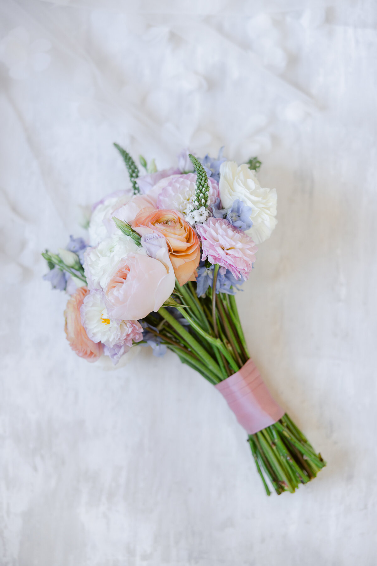 colorful-wedding-bouquet-connecticut-wedding-florals