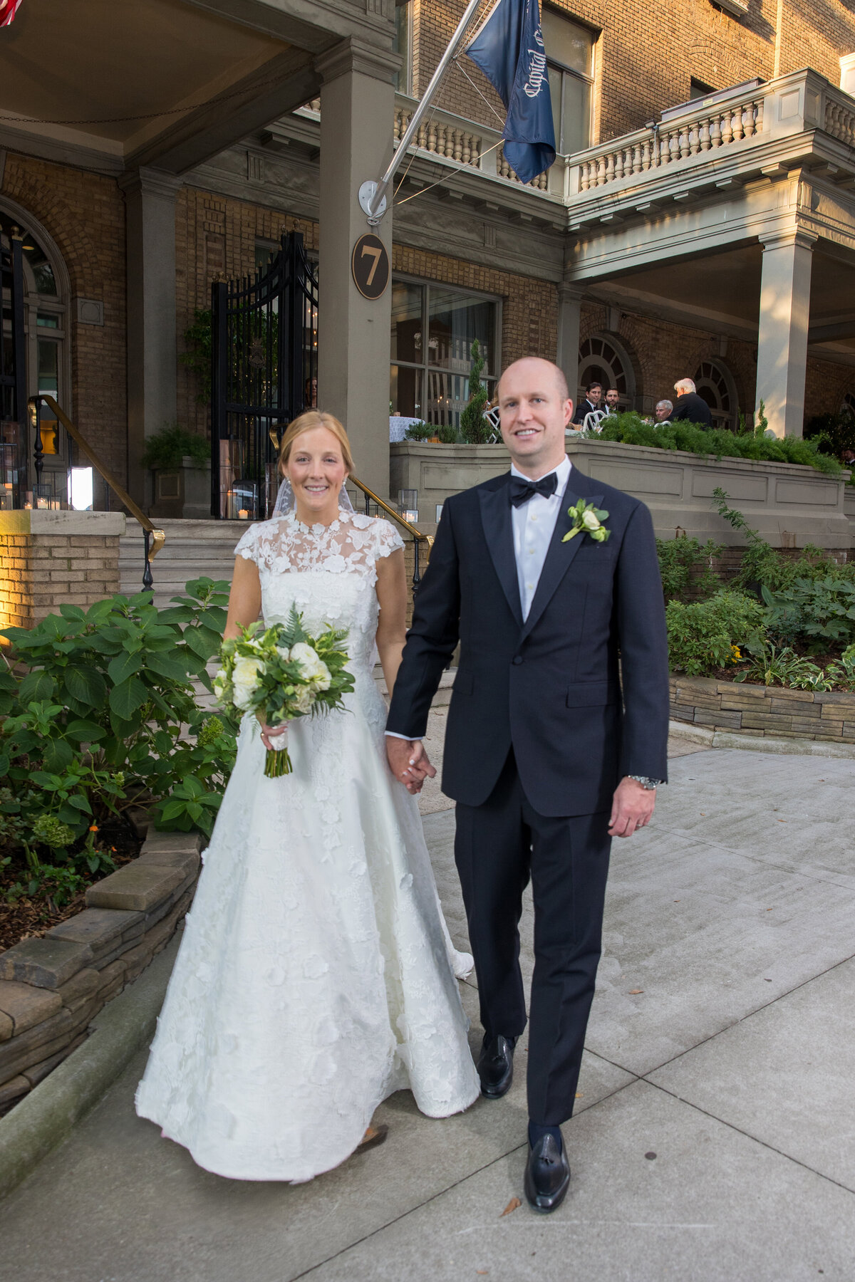 capital-city-club-downtown-wedding-portrait
