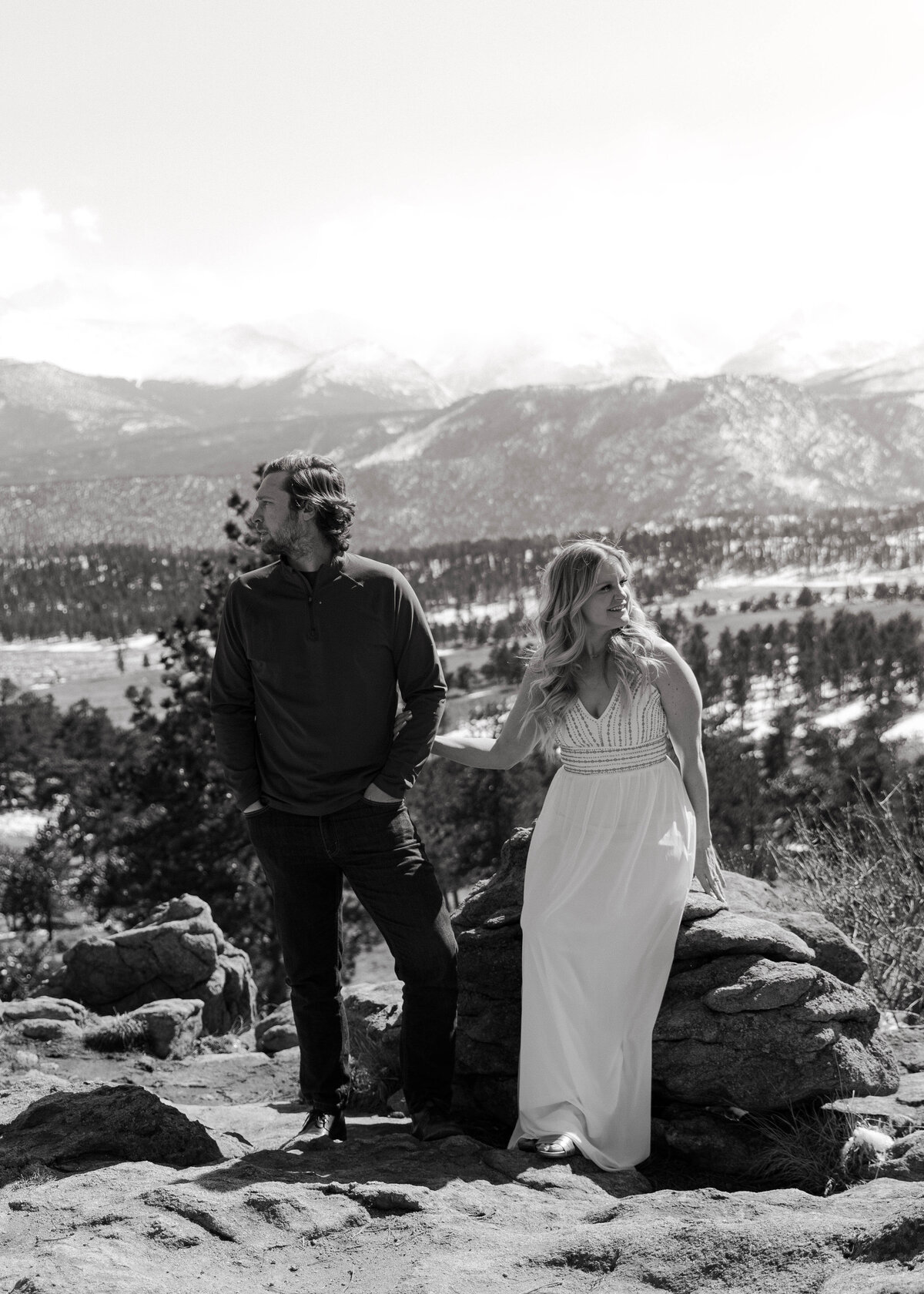 ashlynnshelbyphotograhpy_ 3m curve _ Rocky Mountain National Park Engagement Shoo-19