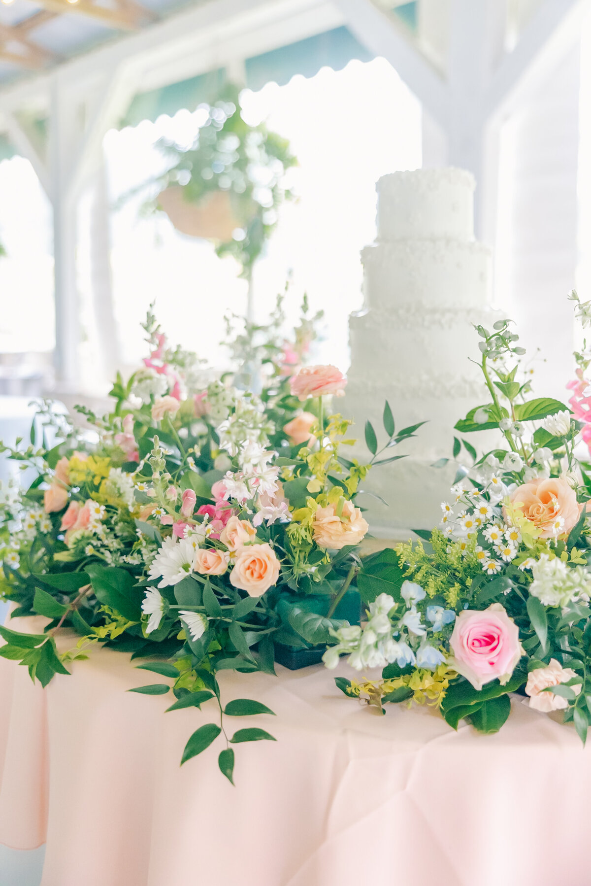 Sneak Peeks Creekside at Colliers End May Wedding | Lauren Elliott Photography | Emily & Kyle Anderson -80