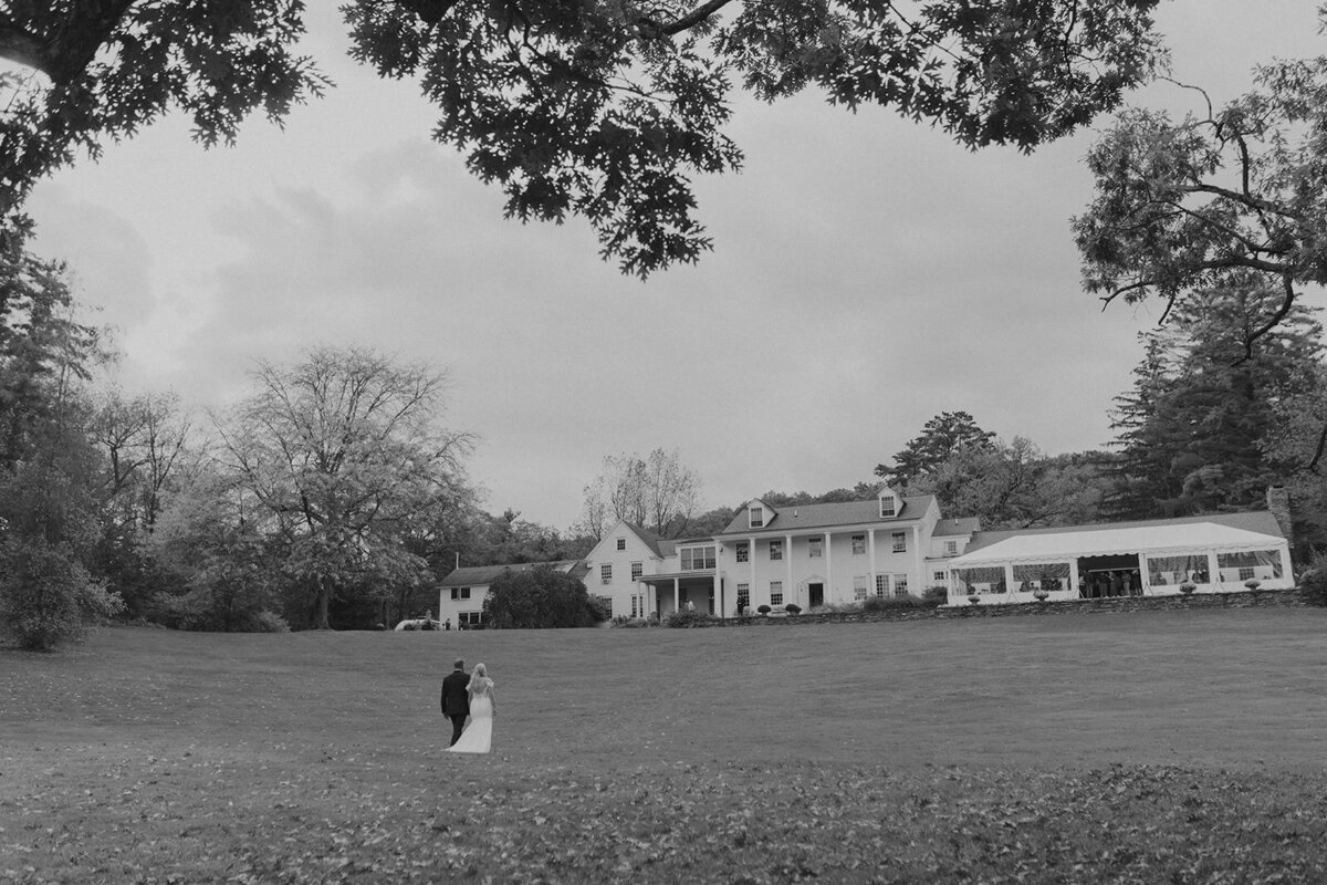 Loraleah marie photography | wedding photographer | Fontainebleau Inn | Upstate NY wedding photograher | NC wedding photographer_-96