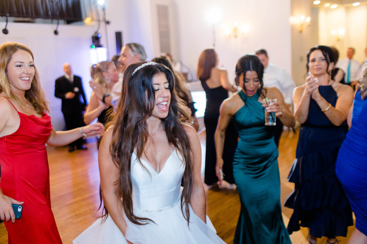 Huntingdon-Valley-Country-Club-Wedding-Reception-Party-Photos_118