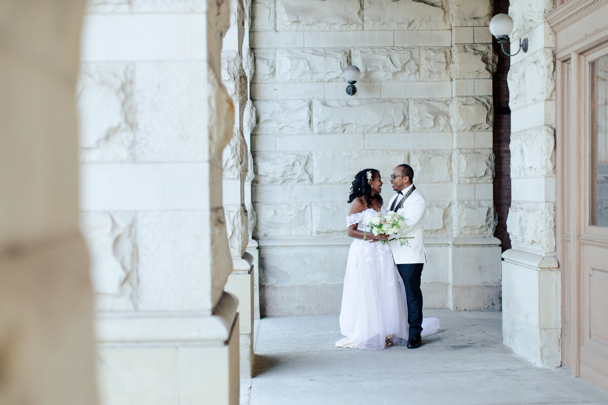 DebbieEkoPhotography_JoshJustina_MainStreetStationWeddingCouple-21