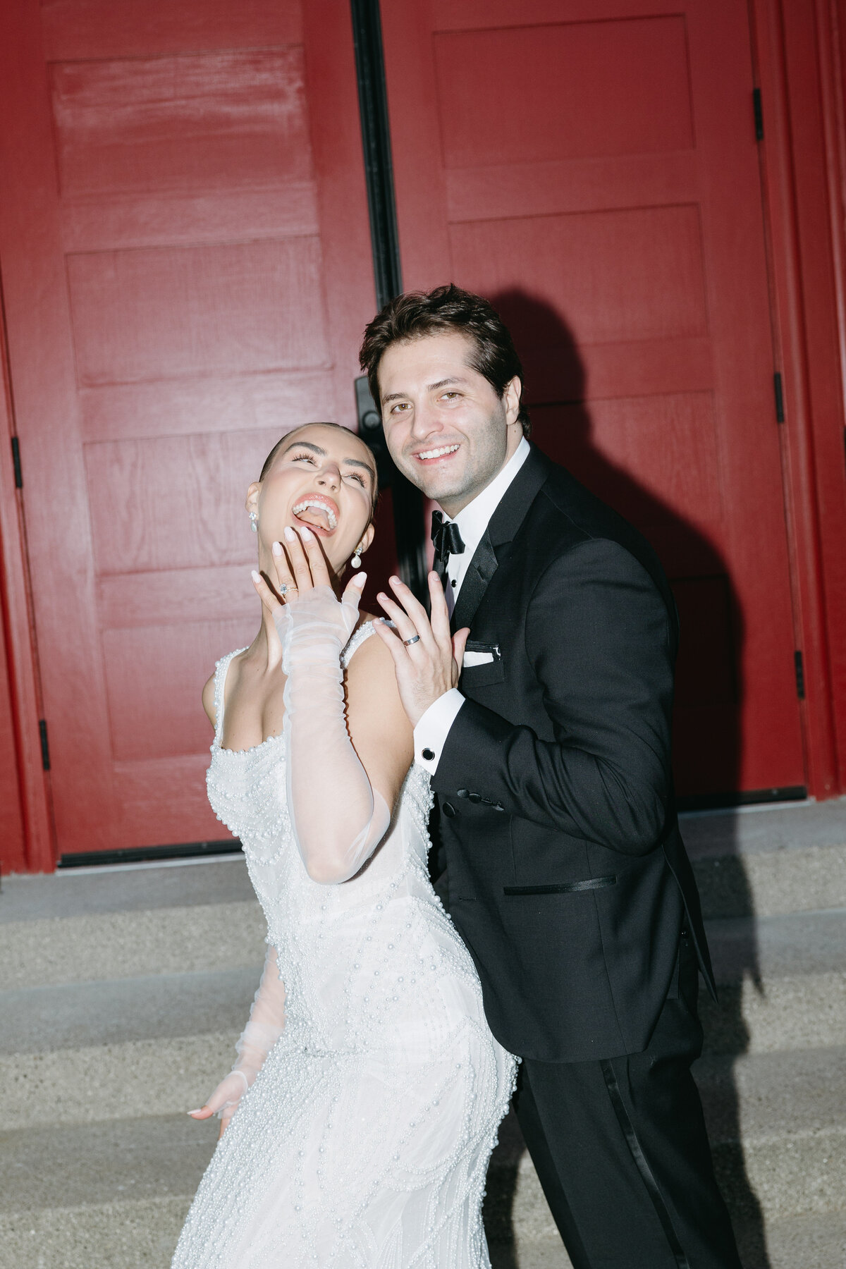 Emma + Joey Wedding Sneak Peeks-Mariah Jones Photography-245
