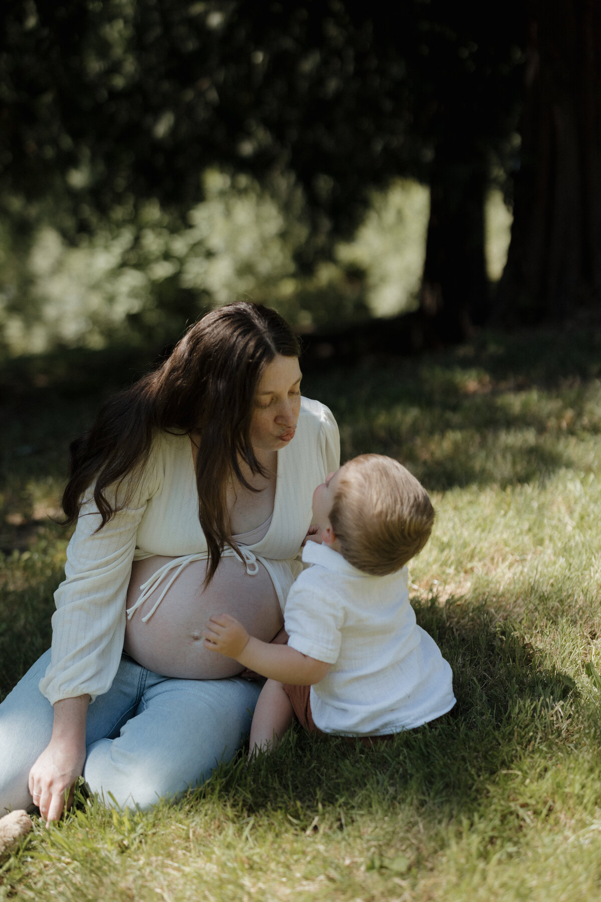 Seattle based motherhood, newborn and family photographer.
