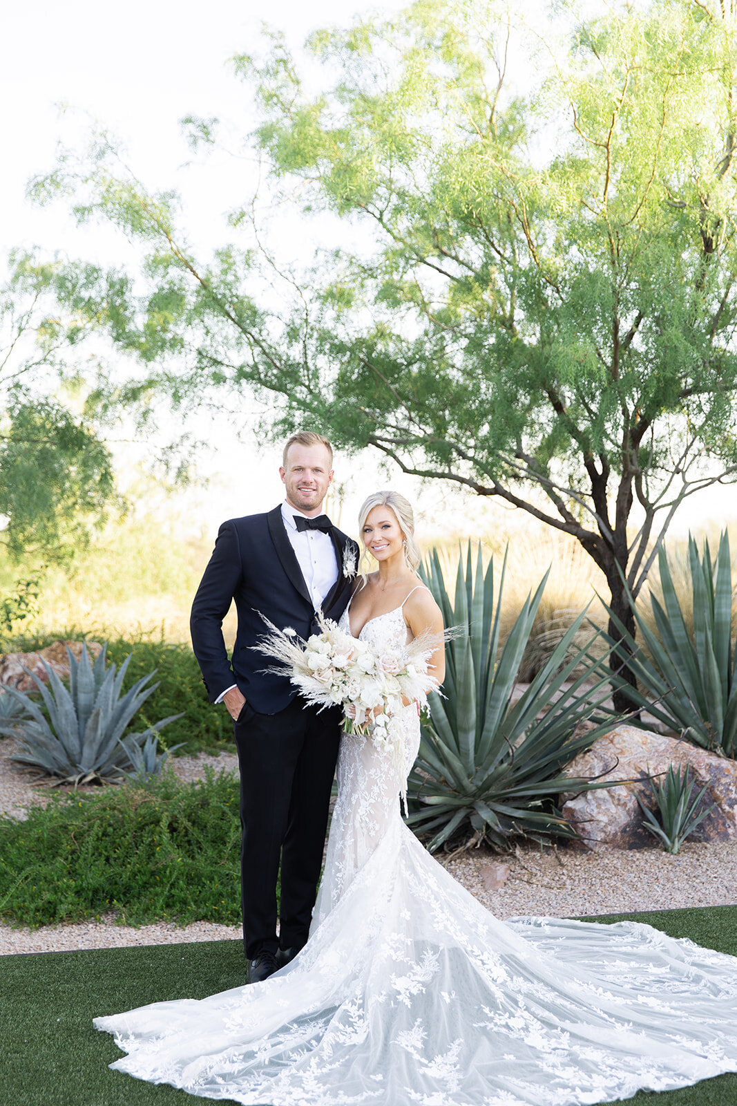 Karlie Colleen Photography - Ashley & Grant Wedding - The Paseo - Phoenix Arizona-666
