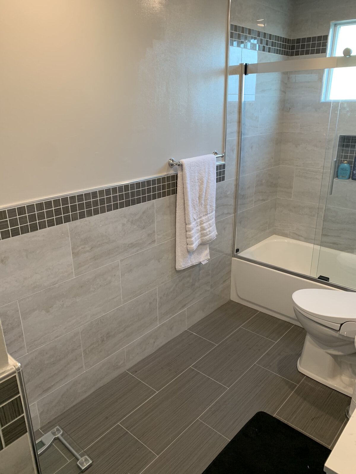 Bathroom43