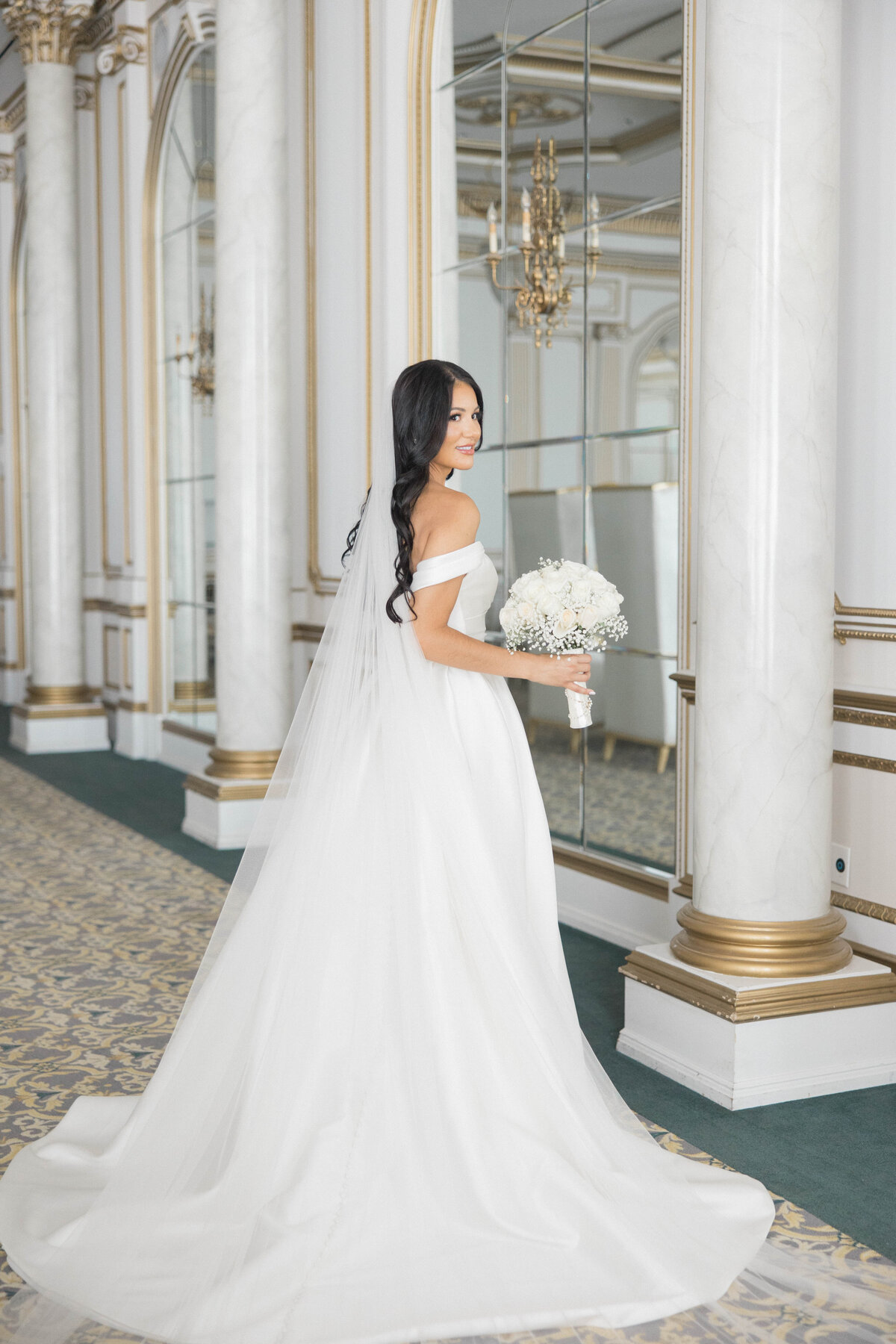 Molly Sue Photography New Jersey + East Coast Wedding Photographer Romantic Imagery Engagement Lifestyle Heirloom Wedding Albums609