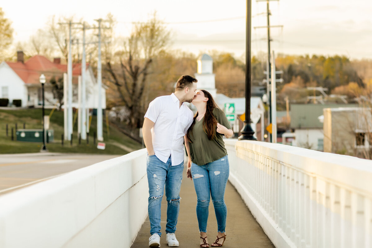 162-hellostephyoung.com_Haley+Connor-engagement-dandridge-tennesse-photogapher