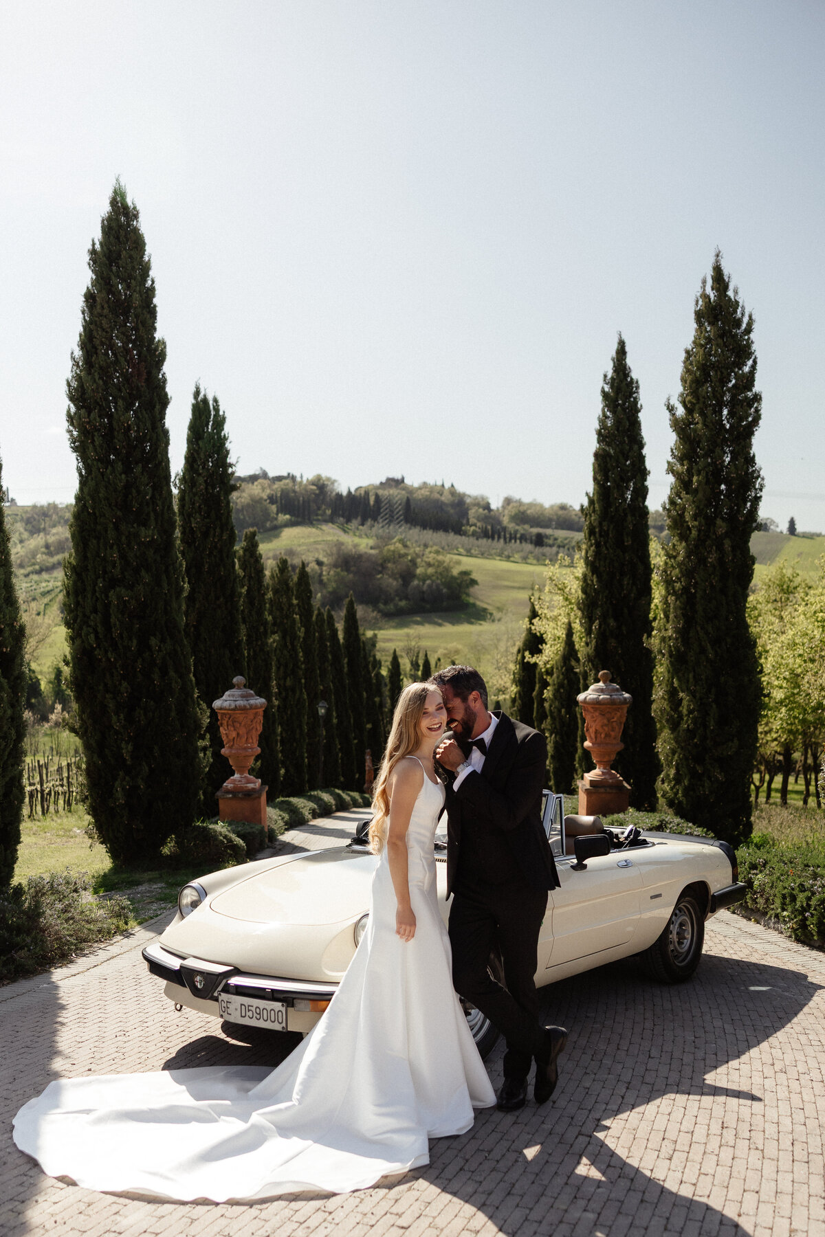 Styled Shoot Lida Fioravanti_Vintage Car-4