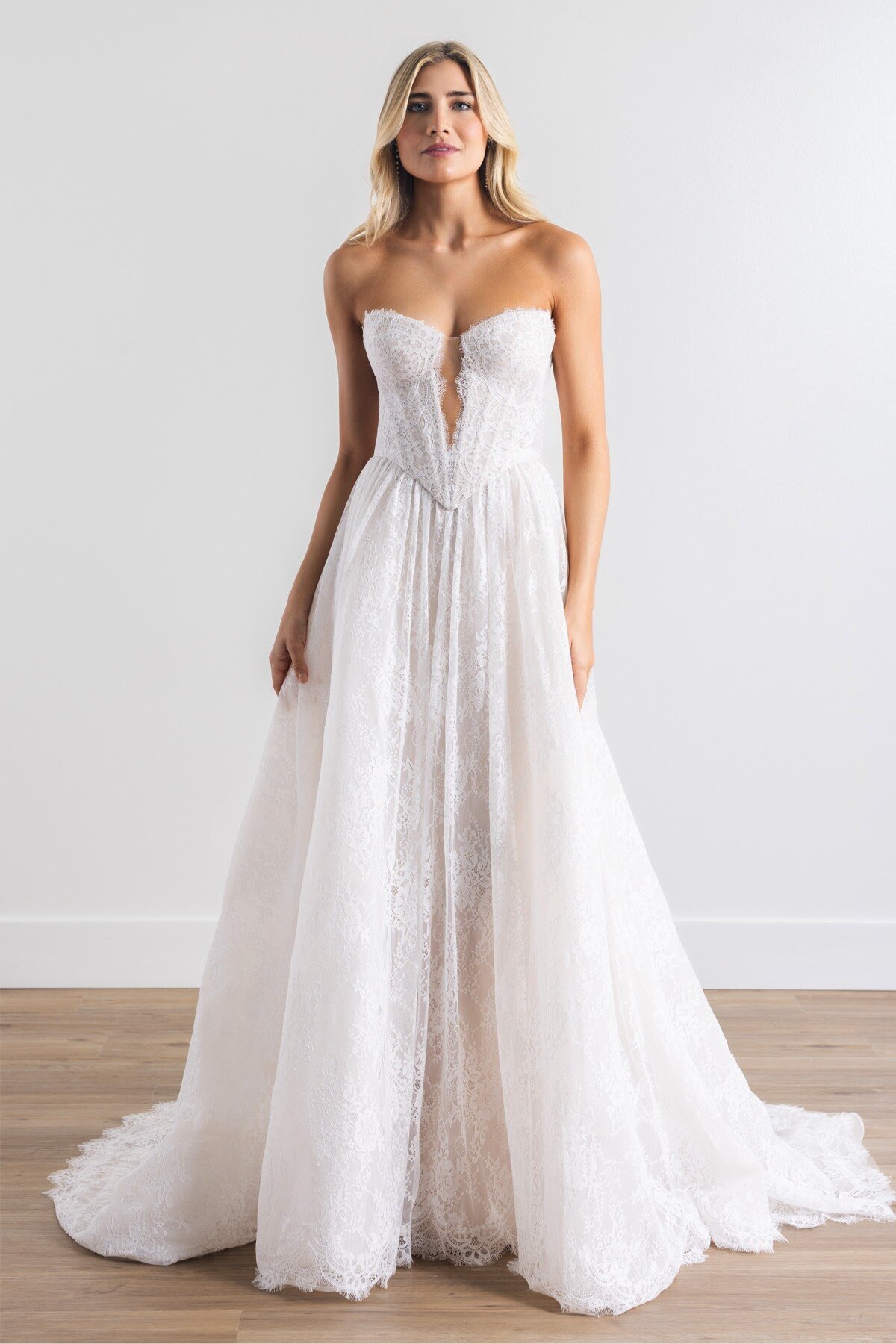 uploads-1726230563247_img_14130_charlotte_ivory-blush_a-4