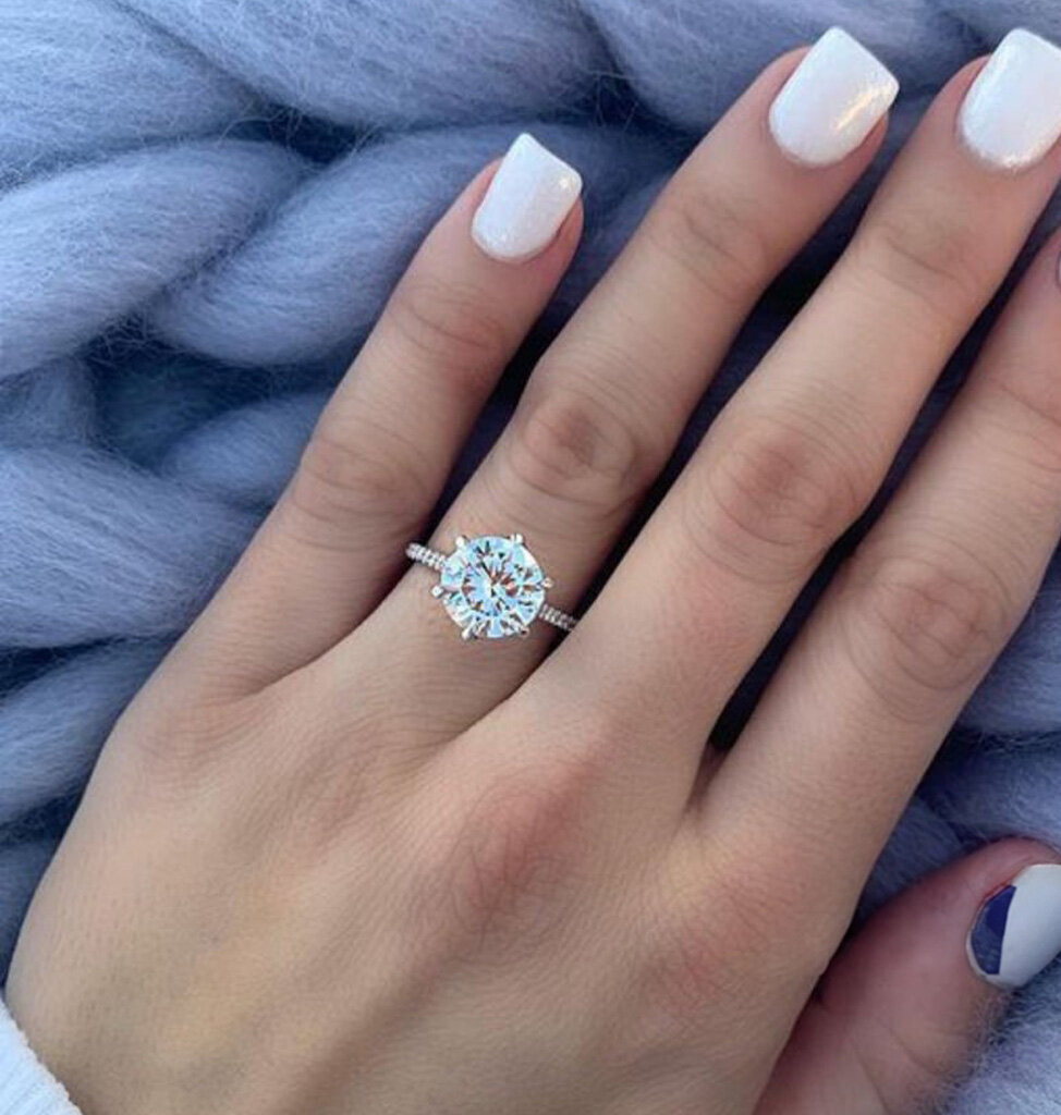 round-diamond-engagement-ring-5