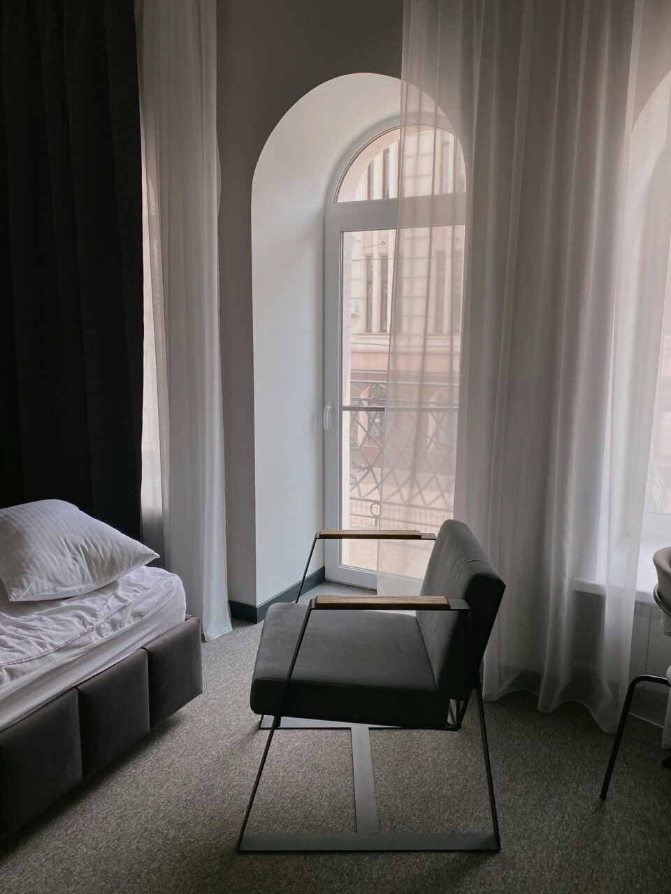 Moody Design 14