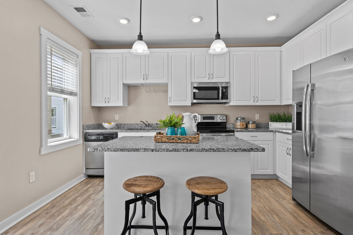 9-web-or-mls-7922Shoredrive009