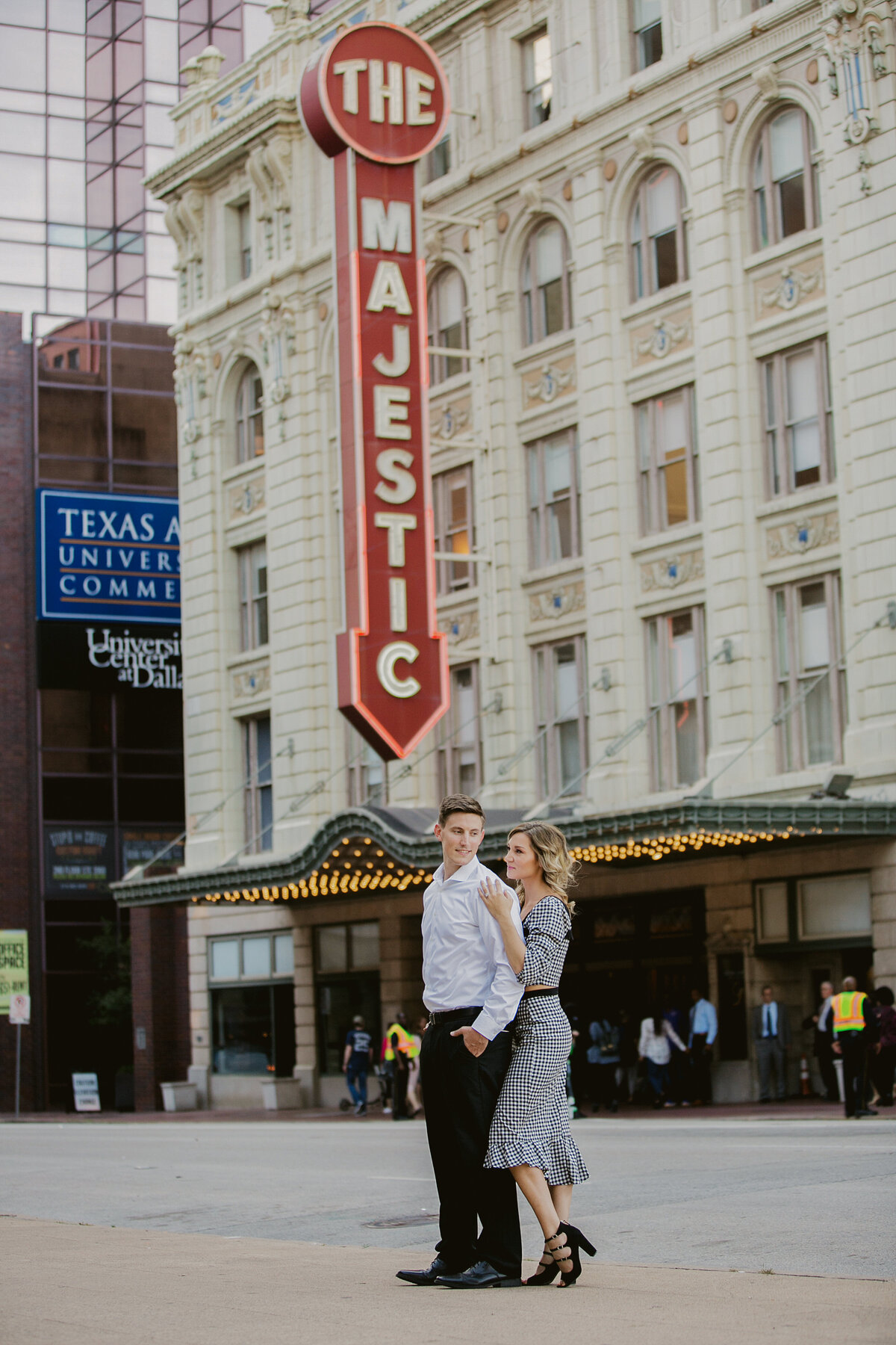 Dallas skyline engagement photos Hampton Morrow 0019