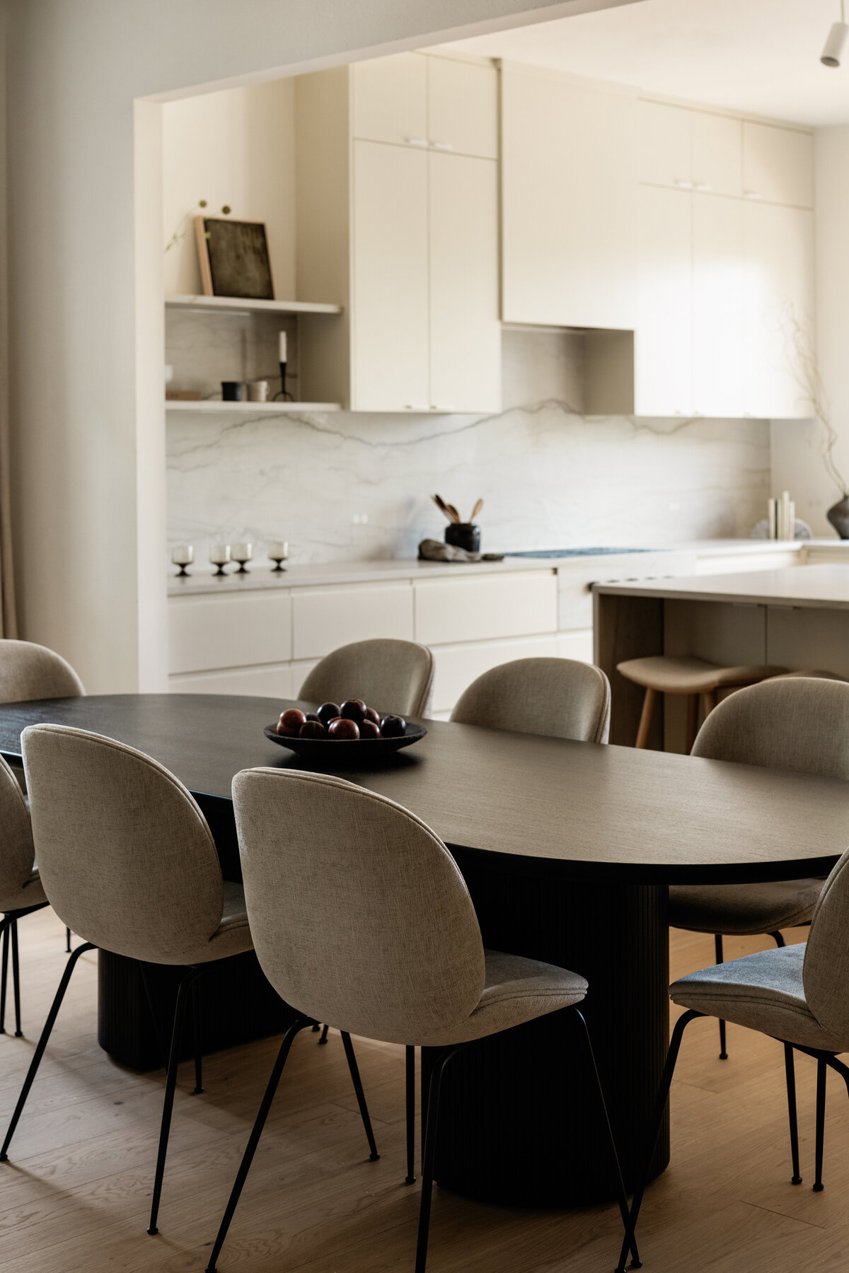 dining-room-modern-gubi-moon-table-scandinavian-design-thousand-oaks-kitchen-timless-house-franc