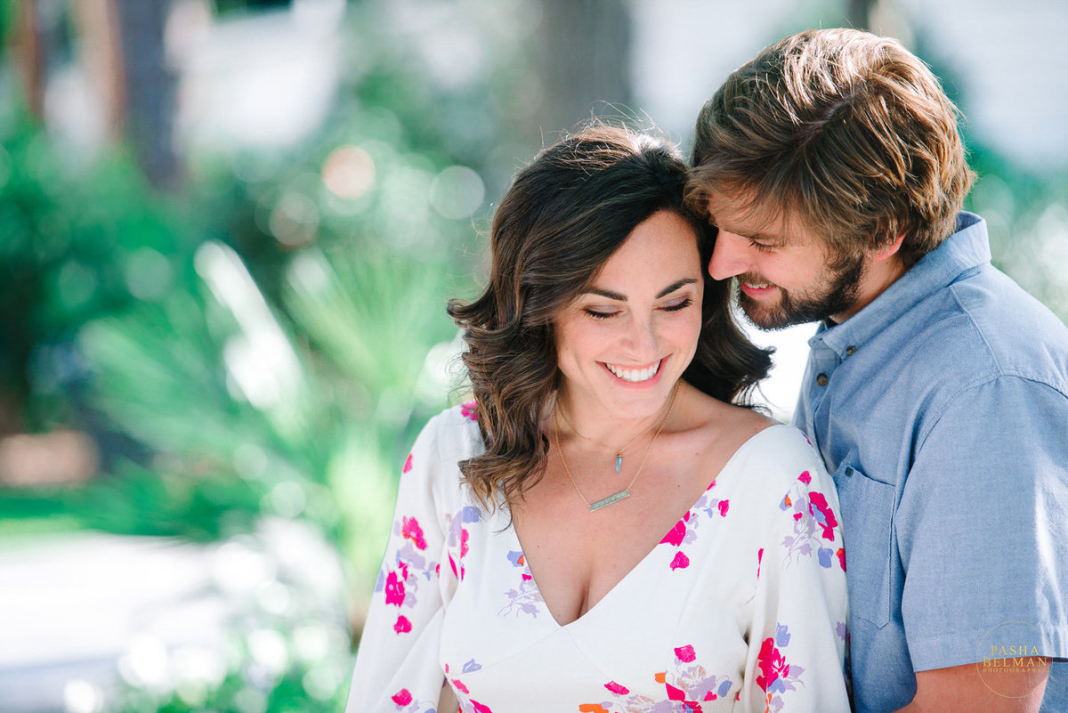 Engagement Pictures | Engagement Photography Ideas in Myrtle Beach | Myrtle Beach Engagement Photography