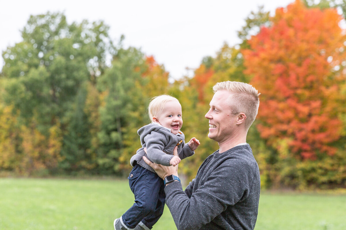 ottawa-fall-family-photographer-grey-loft-studio-18