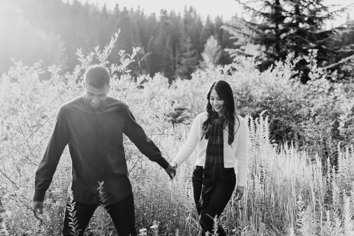 Gold Creek Pond Engagement_Megan Montalvo Photography_0014