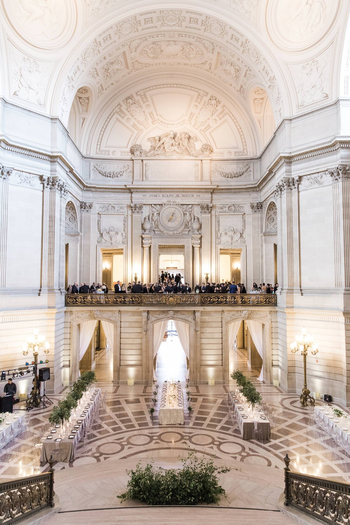 San-Francisco-City-Hall-Wedding-Nicole-Blumberg-Photography_0084