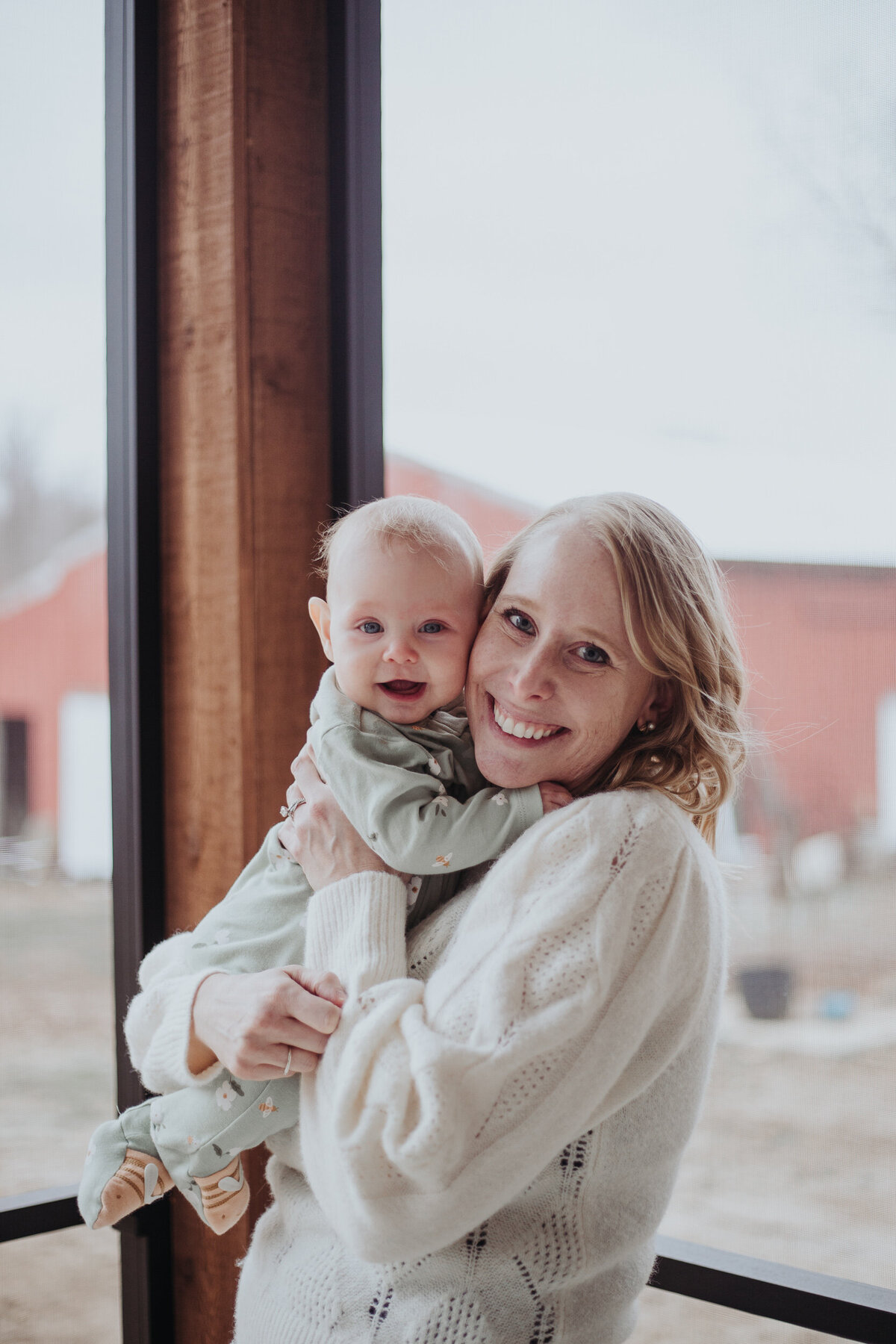 schultz-family-3-month-111