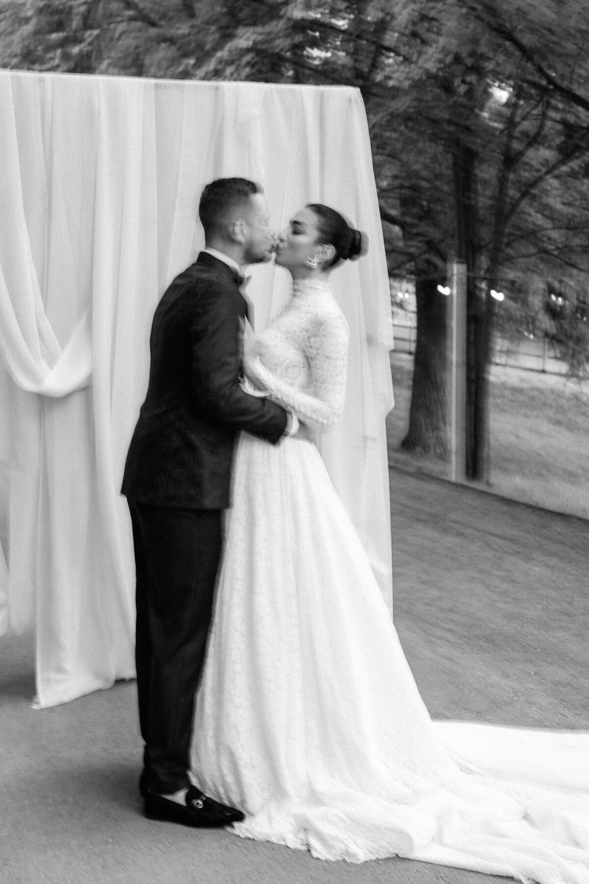 515-Mount-Alverno-Luxury-Resorts-Toronto-Canada-Stefanie-Mark-Wedding-25
