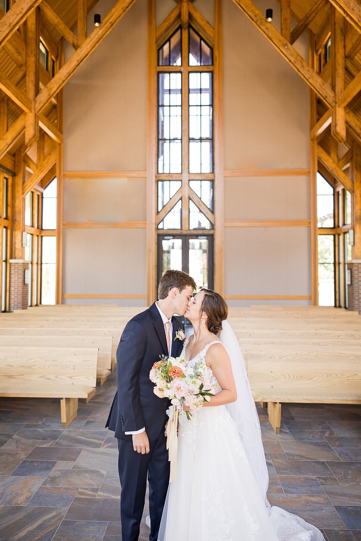 Clemson-University-Chapel-Wedding-Photography_0385
