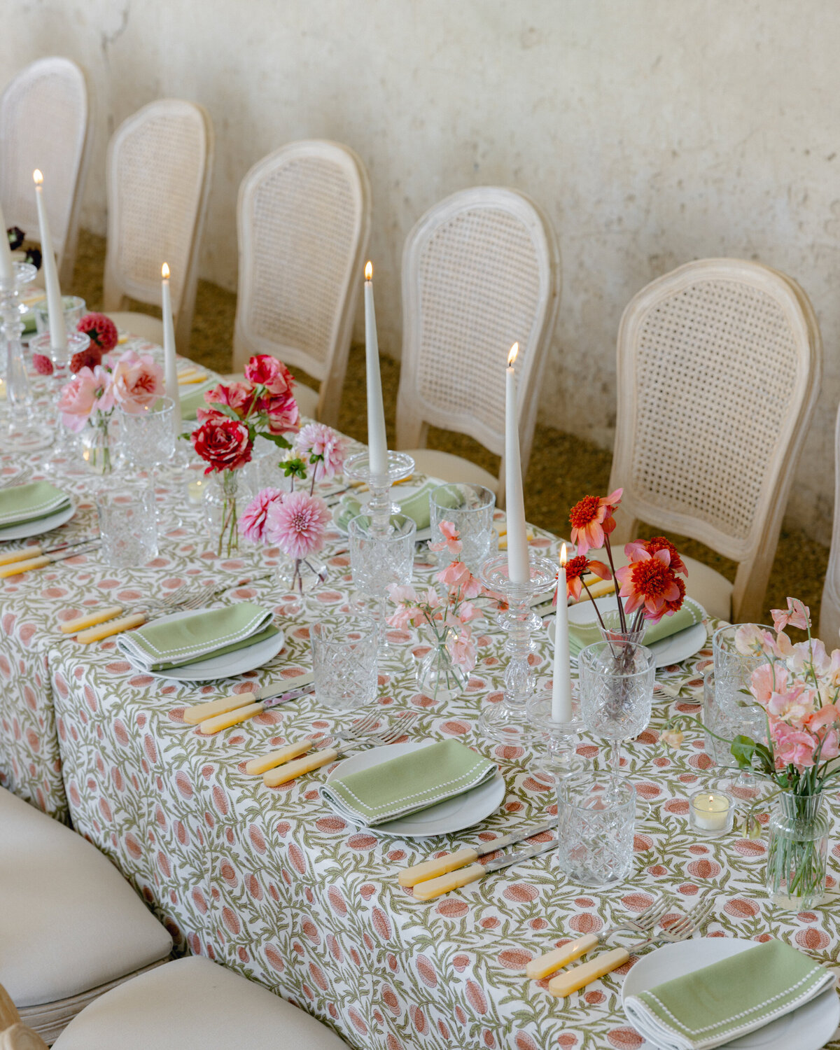 Chateau-de-Grand-Luce-wedding-florist-Floraison57